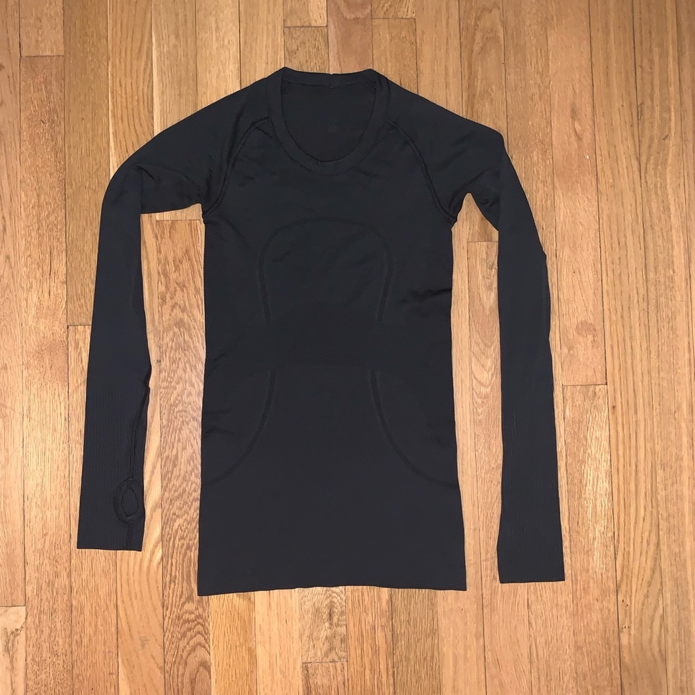 Lululemon Black Long Sleeve